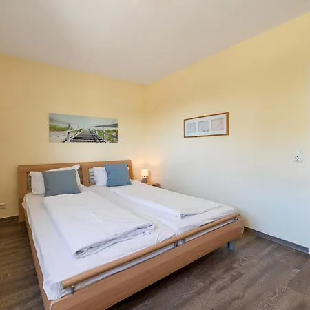 Perlen Lagune - 500 Meter Zum Meer - Inklusive Waeschepaket & Parkplatz - Balkon & Wi-Fi * Büsum