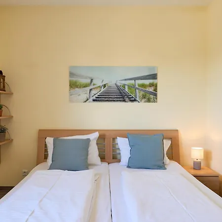 Perlen Lagune - 500 Meter Zum Meer - Inklusive Waeschepaket & Parkplatz - Balkon & Wi-Fi Büsum