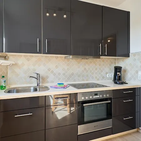 Perlen Lagune - 500 Meter Zum Meer - Inklusive Waeschepaket & Parkplatz - Balkon & Wi-Fi *