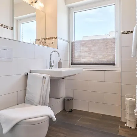 Perlen Lagune - 500 Meter Zum Meer - Inklusive Waeschepaket & Parkplatz - Balkon & Wi-Fi Appartamento