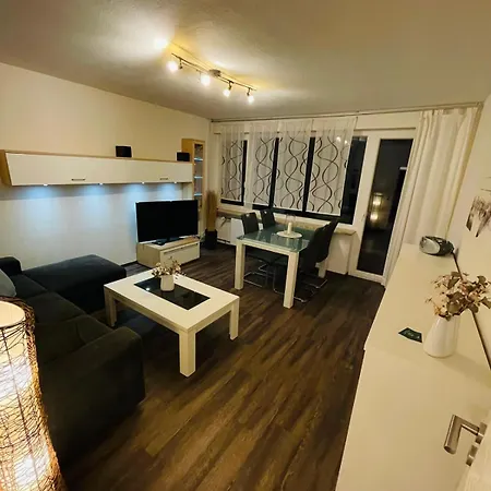 Perlen Lagune - 500 Meter Zum - Inklusive Waeschepaket & Parkplatz - Balkon & Wi-fi Lägenhet Büsum