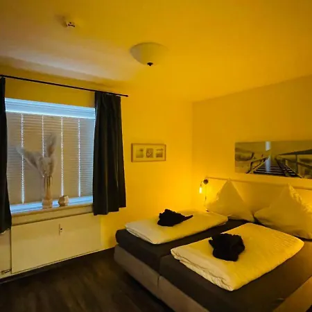 Perlen Lagune - 500 Meter Zum - Inklusive Waeschepaket & Parkplatz - Balkon & Wi-fi * Büsum